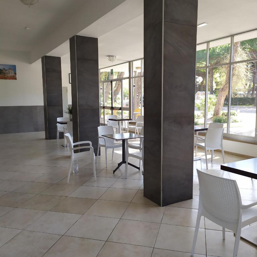 تّشيرفييا Hotel Madonna Del Pino المظهر الخارجي الصورة
